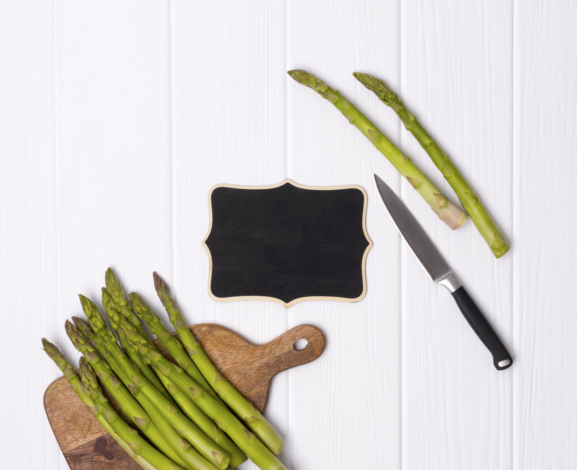 Pourquoi l’urine sent-elle fort après avoir mangé des asperges ?