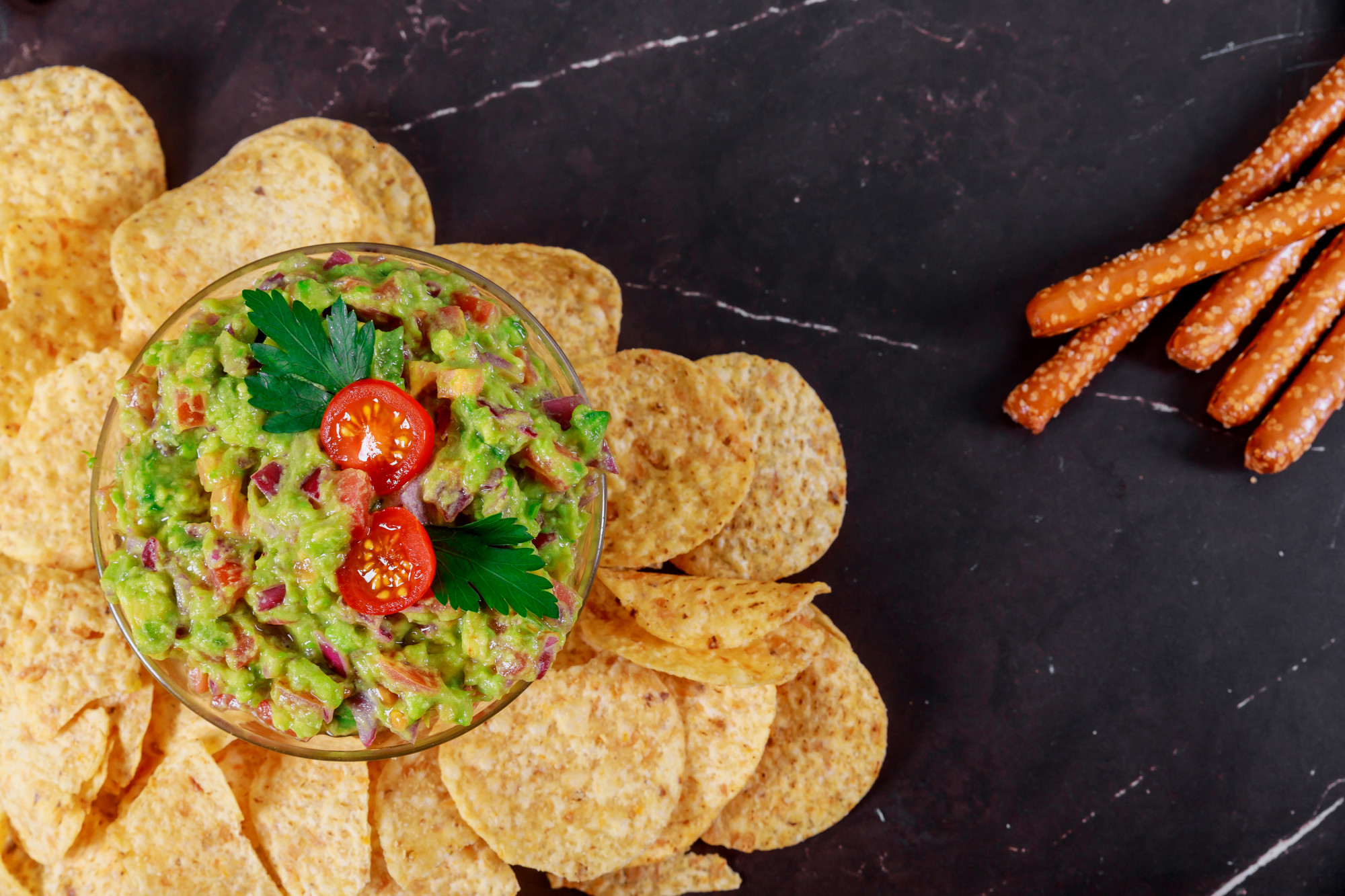 Avec quoi manger le guacamole au quotidien ?