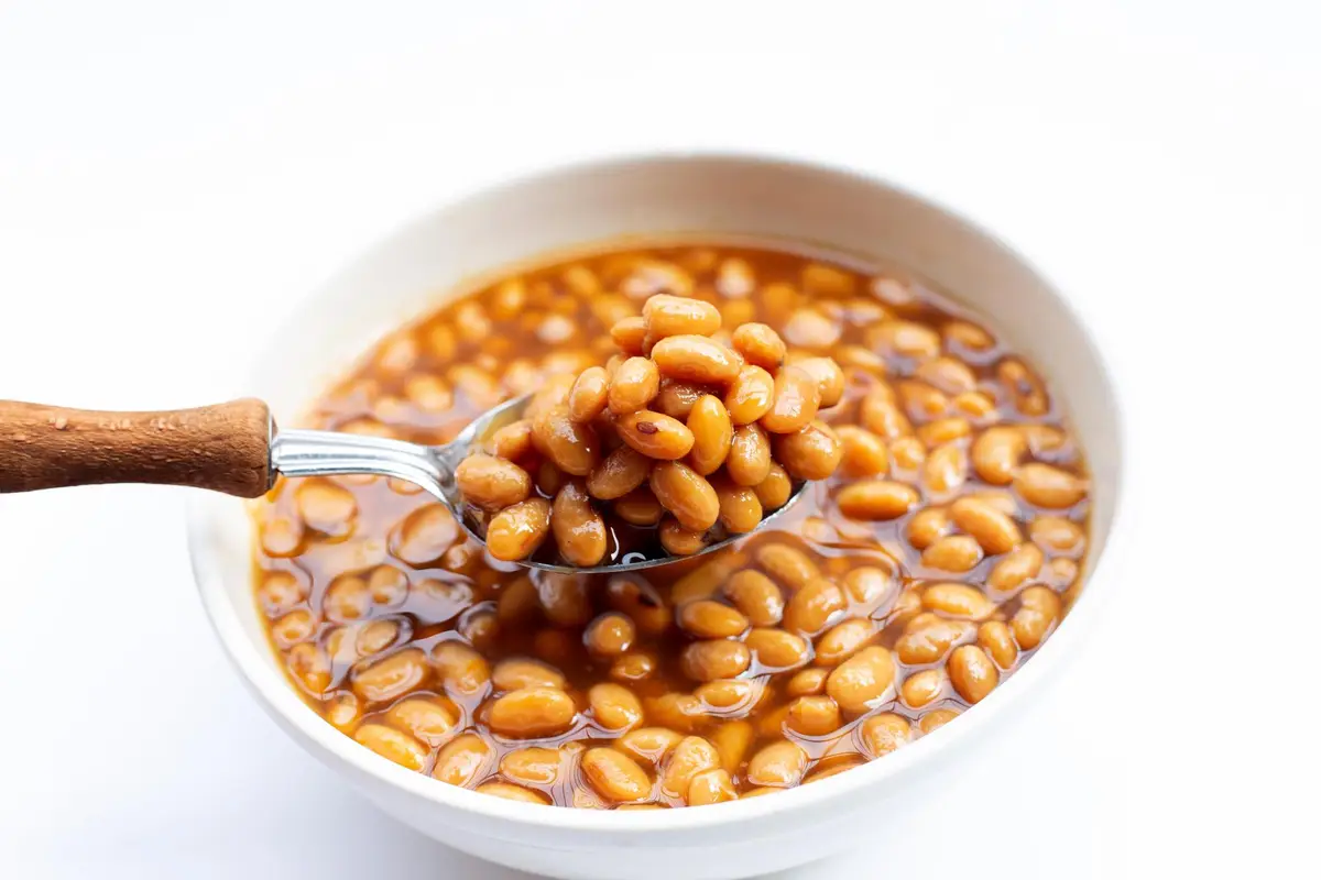 White beans cooking