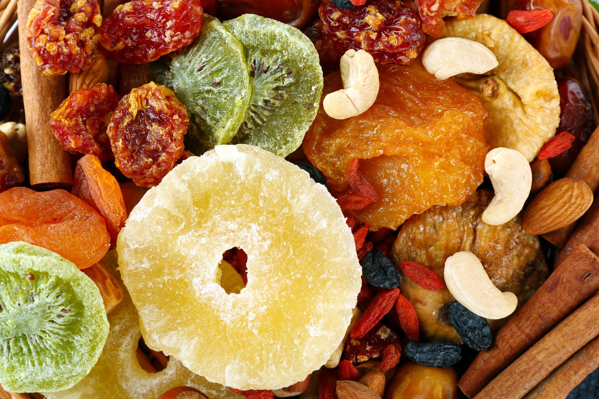 Que sont exactement les fruits secs, et en quoi leurs bienfaits sont uniques ?