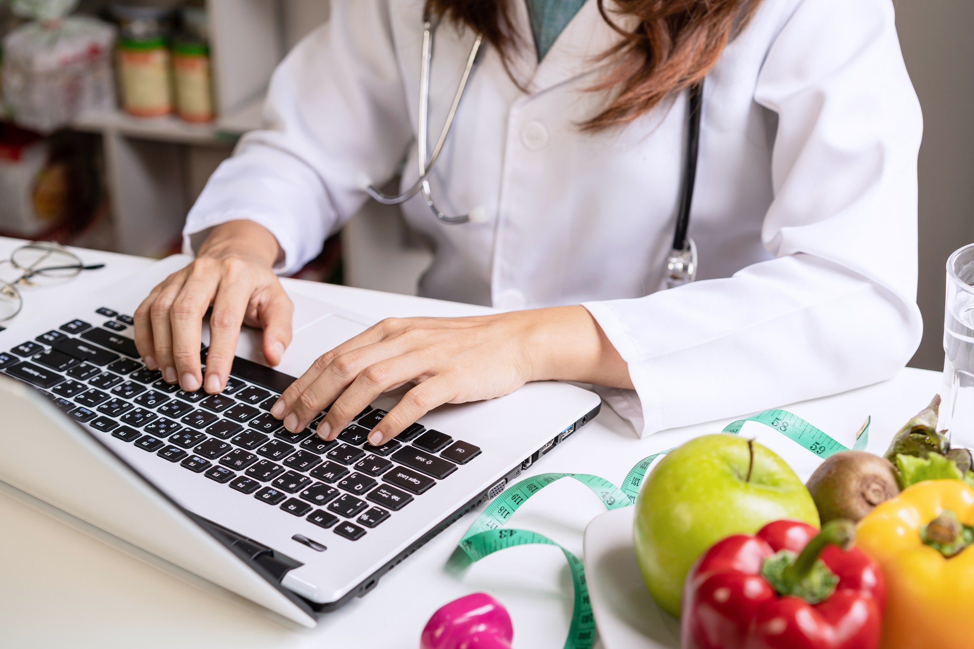 Quand faut-il consulter malgré une alimentation riche en légumes ?
