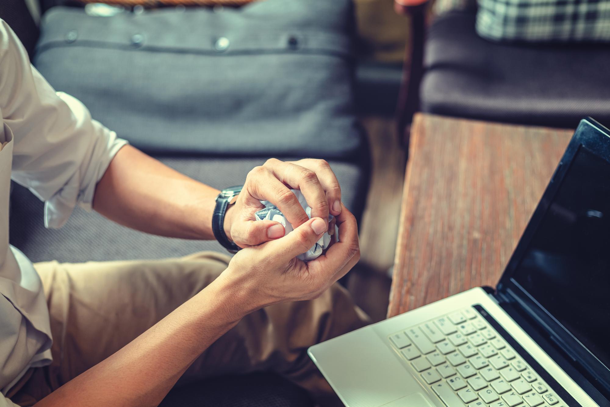 Quels réflexes adopter avant de faire confiance à une plateforme de rencontre ?