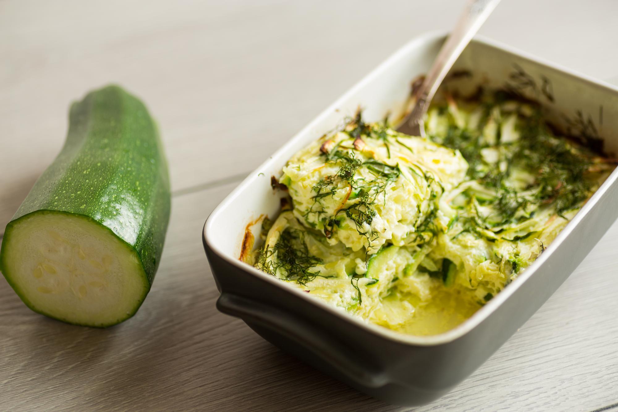 Comment préparer un gratin courgette béchamel simple et réconfortant ?